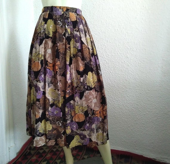 80s floral skirt viscose summer skirt botanical print skirt gathered skirt prairie skirt earthy colors skirt wrinkled skirt multicolor skirt