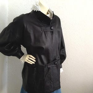 Blouson en cuir noir des années 80 Blouson en cuir souple véritable Blouson en cuir à manches bouffantes Blouson en cuir à manches chauve-souris printemps élégant blouson minimaliste