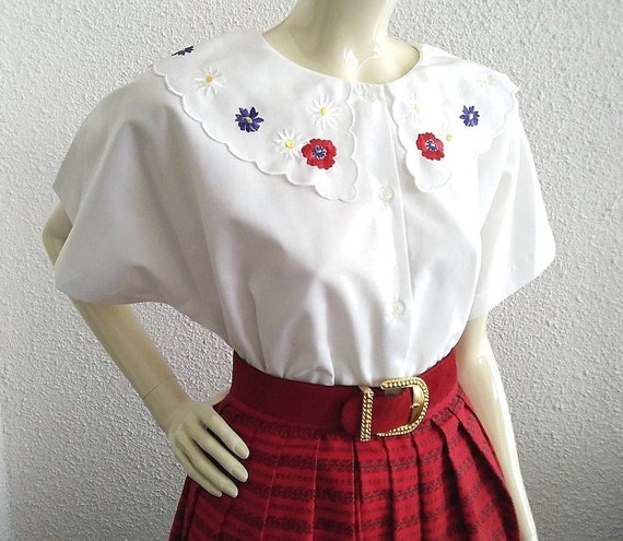 80s embroidered blouse sailor collar statement bl… - image 4