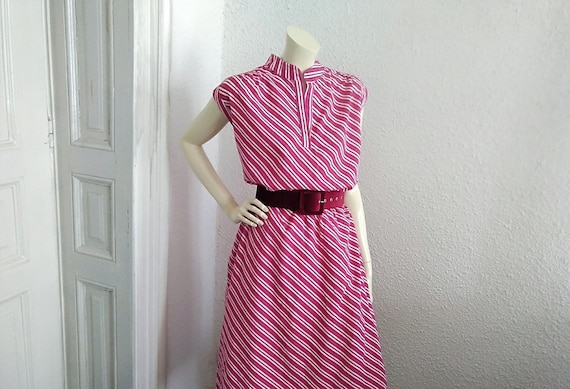 70s Striped Dress White Red Dress Elegant Midi Dress Bishop Collar  Sleeveless Dress Sun Dress Retro Summer Dress Vivid Color Dress - Etsy