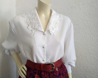 Spitzenkragen Bluse