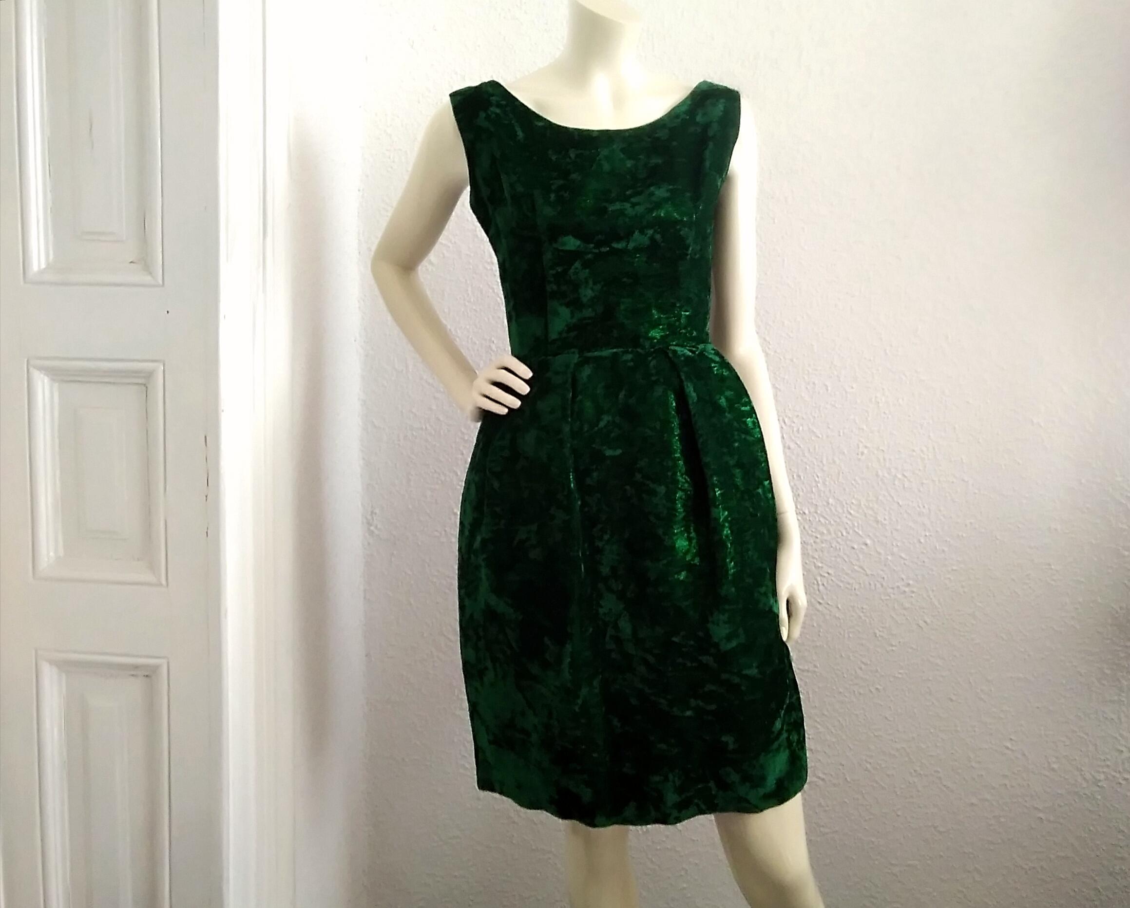jackie kennedy green dress The Jackie Dress in Emerald Green