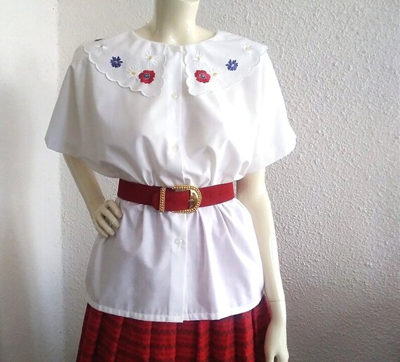 80s embroidered blouse sailor collar statement bl… - image 5