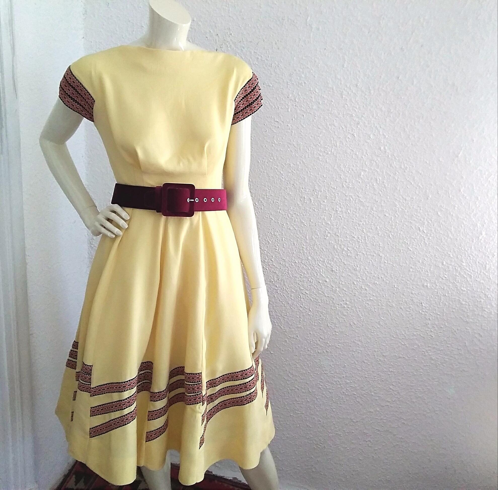 50s-60s Mod Dresss Circular Skirt Dress Boat Neck Yellow Summer 