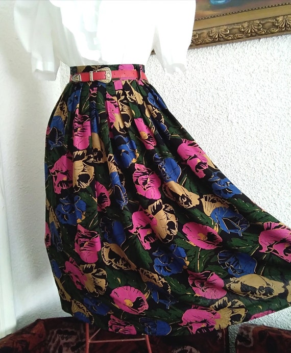 Cute Retro 60s Pleated Skirt Pink Blue Green Floral Pattern Vintage Botanical Skirt with Pockets