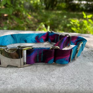 Collar para perro Martingala suave de 1 pulgada de ancho en morado y verde azulado, collar Martingala con hebilla ajustable, hebilla de aluminio de deslizamiento limitado imagen 2