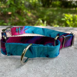 Collar para perro Martingala suave de 1 pulgada de ancho en morado y verde azulado, collar Martingala con hebilla ajustable, hebilla de aluminio de deslizamiento limitado imagen 5