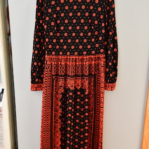 Mr Dino maxi dress sz 12 (modern day 10 m/l)