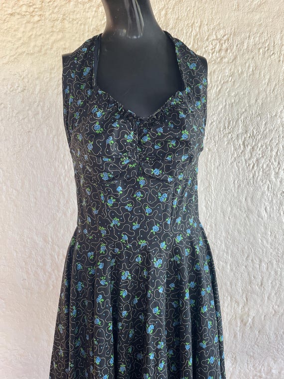 designer cocktail dresses with sleeves Tadashi Shoji Idly Embroidered Illusion Dress Black Gloves for Women With a range of YGroup_taylor-tube-dress Size:AU 8 (M9 / W11)