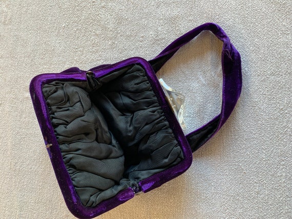 Purple Velvet Handbag / 8" by 12" / 50's & 60's F… - image 3