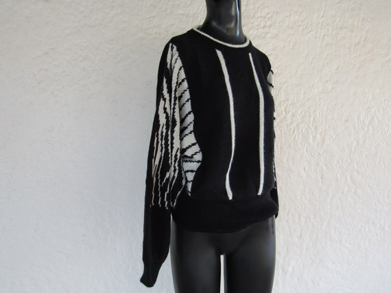 Black and White Abstract Patterned Sweater/ Mediu… - image 2