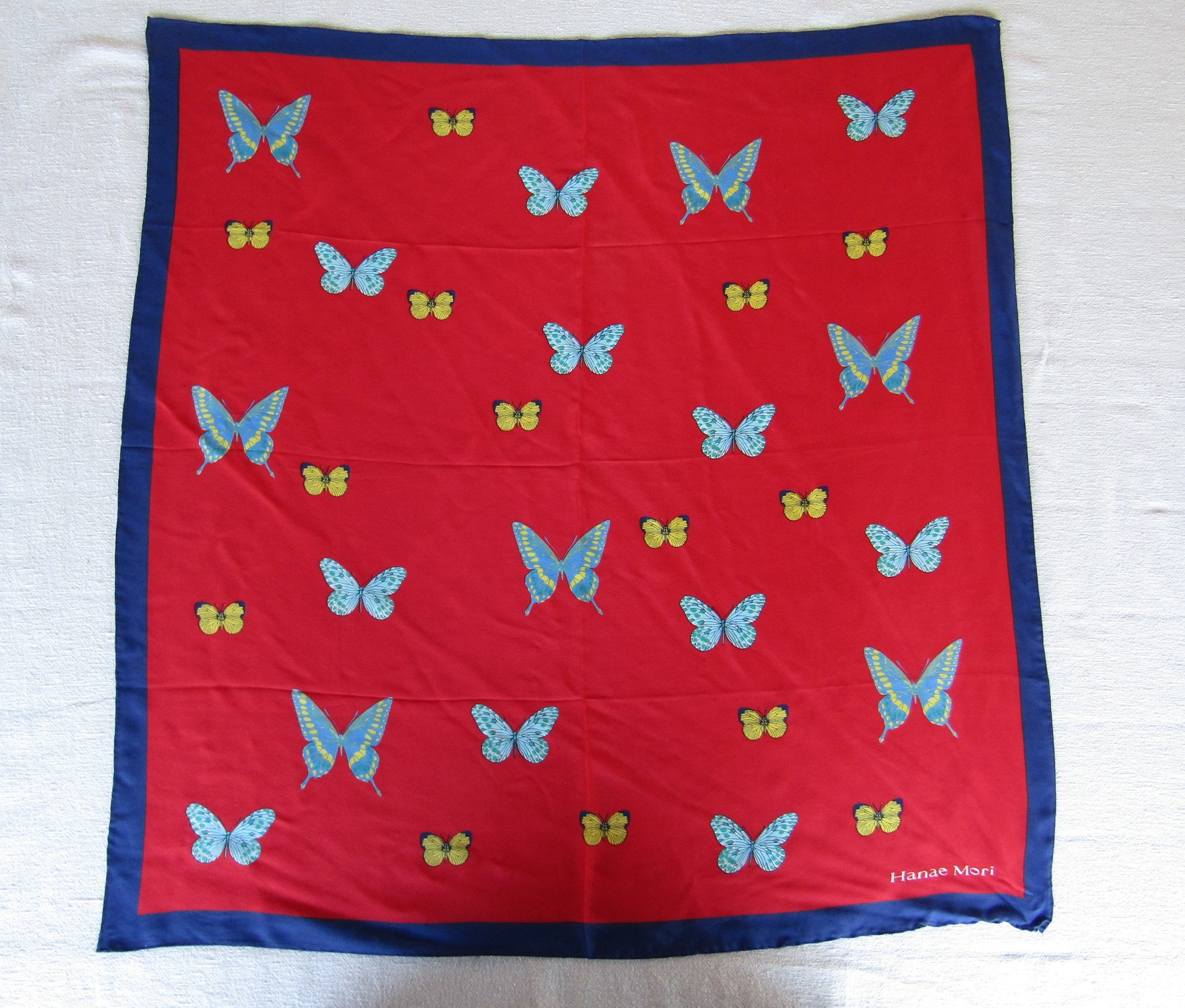 Butterfly scarf D（値下げしました） Butterfly scarf D（値下げしました）