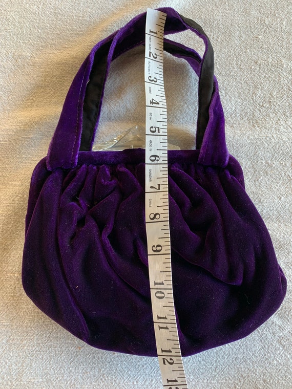 Purple Velvet Handbag / 8" by 12" / 50's & 60's F… - image 8