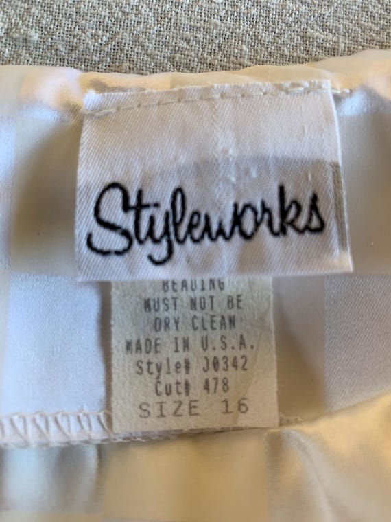 White Shiny Cream Checkerboard Pattern Dress with… - image 10