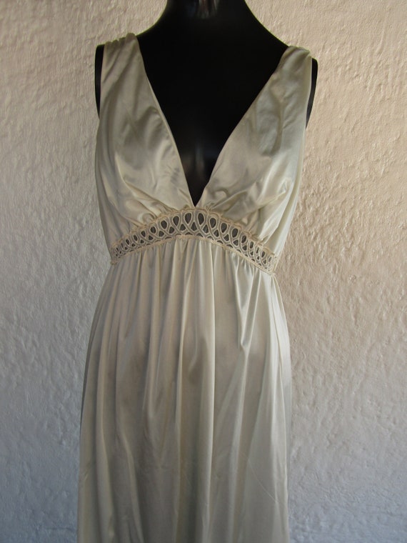 Goddess Nightgown / Small/ Medium/ 70's & 80's Fa… - image 1