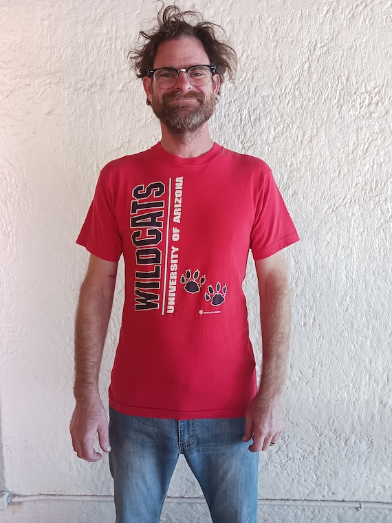 Wildcats University of Arizona T Shirt / Medium / 