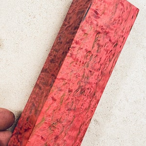 Stabilized Curly Karelian Birch | Knife handle | Rare / 18E