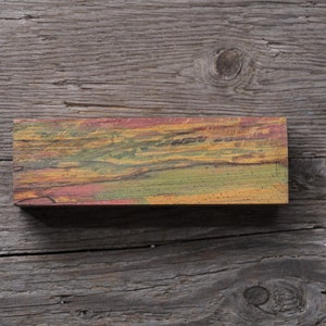 Madera de haya apaleada estabilizada / Material del mango del cuchillo / Raro / Trucha arco iris