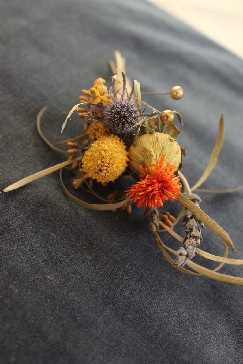 Dried Field Flower Boutonniere