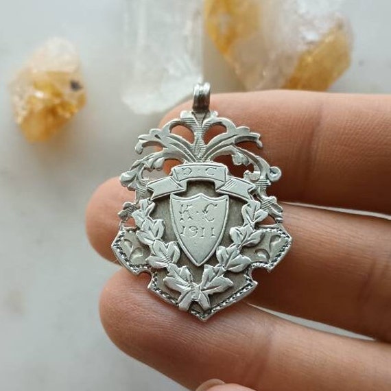 Ornate Antique 1911 Fob Medal Necklace Pendant in… - image 3