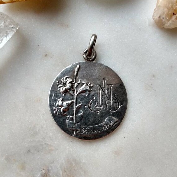Pretty Antique French Marie Medal Pendant Inscrib… - image 5