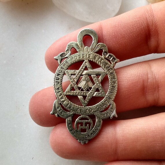 Vintage 1910s Edwardian Masonic Fob Medal or Pend… - image 8
