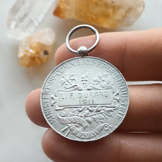 Antique 1911 French Medal Pendant in Solid Hallma… - image 3