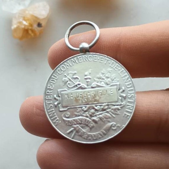 Antique 1922 French Medal Pendant in Solid Hallma… - image 2