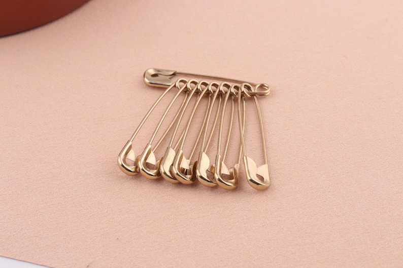 safety pin Gold Safety Pin Pendant Safety Pin Necklace Gold Connector Charm diaper pin pendant holder pin for clothing 20pcs