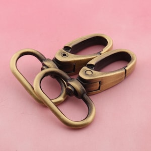 Brushed brass swivel clasp  metal trigger snap hooks high quality purse clasps swivel clips swivel clasp lobster claw 32mm clasp for webbing
