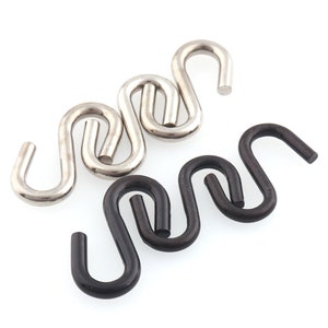 Mały hak S Hak S Zapięcie S Osprzęt do torebek Haczyki do zasłon, srebrne i czarne Zapięcia metalowe Łącznik do skórzanych sznurków Zapięcie S-Connector