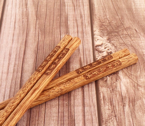 2 Pairs Chopsticks Unpainted Natural Wooden unique Design