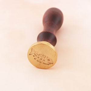 personalized shape &quot;fish bone&quot; wax seal stamp,customized engraved wax seal stamp,wedding invitation gift wax seal stamp