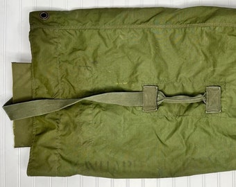 ベトナム戦争時代の米軍ダッフルバッグ/シーバッグ - キャンバスOD