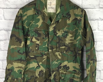 US Army Vintage Vietnam War Era Jungle Jacket Coat Man's