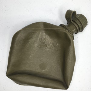 1968 Hedwin Vietnam War Issue 2-Quart Canteen