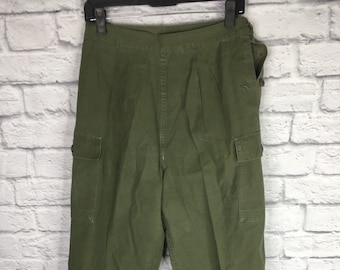 Unissued Vietnam War Era Women&#39;s Fatigue Pants Size: 18 #1