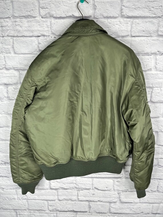 洋書 American Flight Jackets,Airmen &Aircraft USAF MA-1 Green Vintage Flight Jacket by Greenbrier Mnfg New