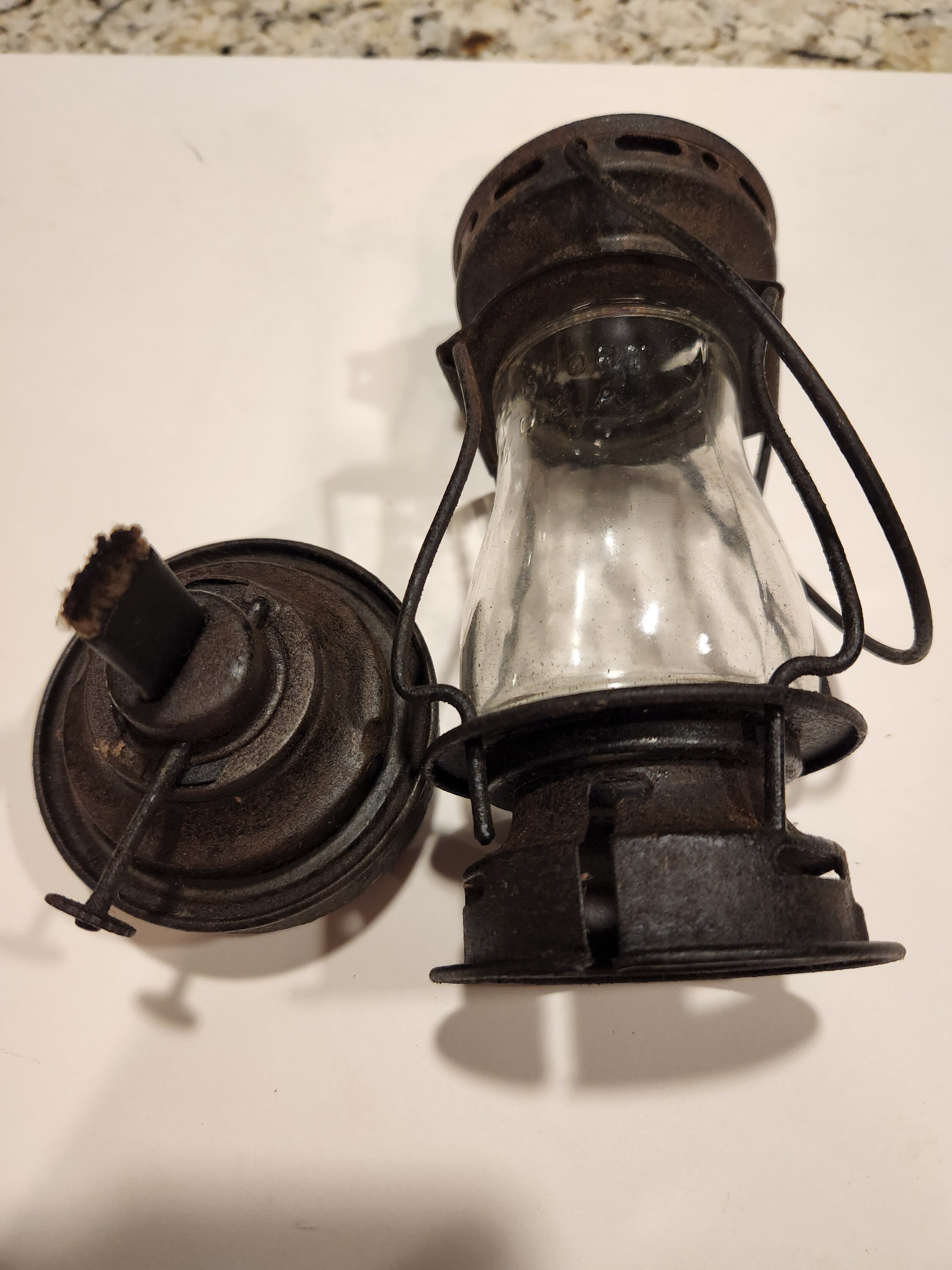 Dietz Sport Skater's Lantern Lamp Oil Kerosene Primitive Dietz Sport Skater's Lantern Lamp Oil Kerosene Primitive