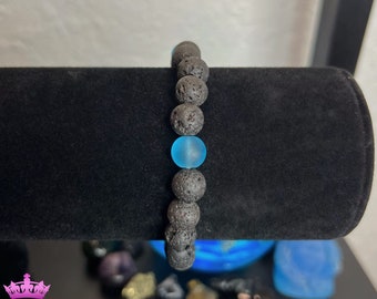 Bracciale elastico in pietra lavica e pietra blu