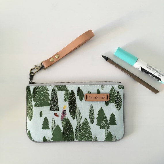 Nina Wristlet - PDF Pattern Nina Wristlet - PDF Pattern