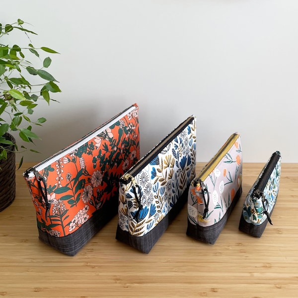 Essential Zipper Pouch Sewing Pattern: 4 Sizes, Video Tutorial (PDF Pattern)