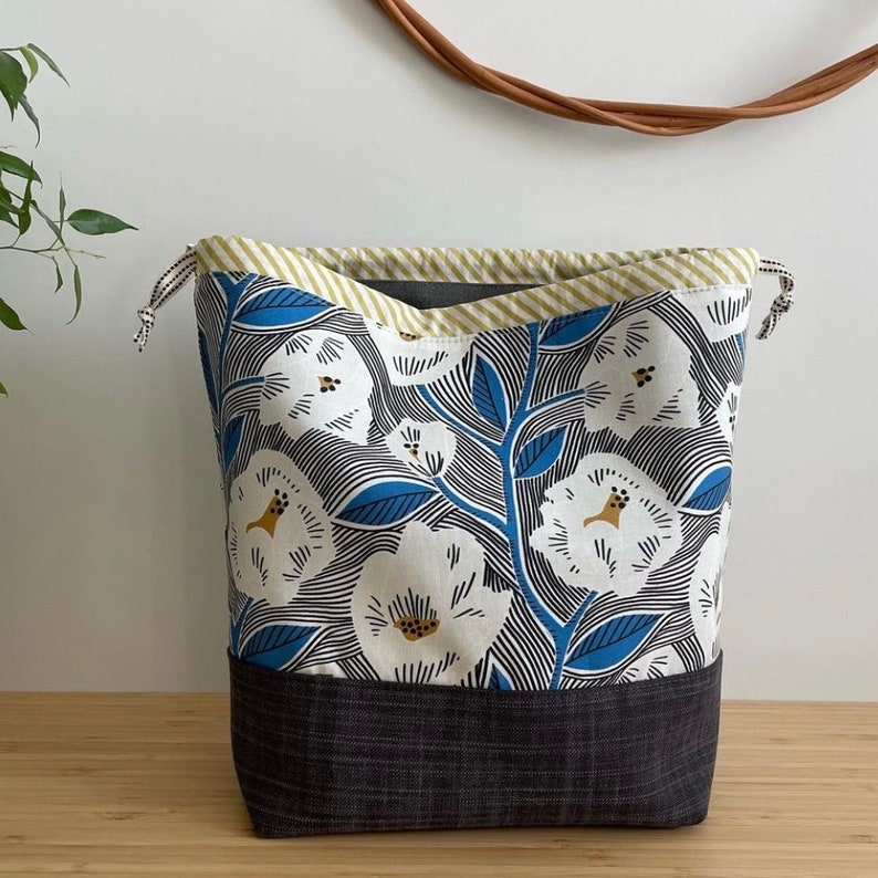 Drawstring Bag, PDF sewing pattern, instant download, four sizes, three styles, bag, project bag, sewing, knitting, sotak patterns, pattern image 9
