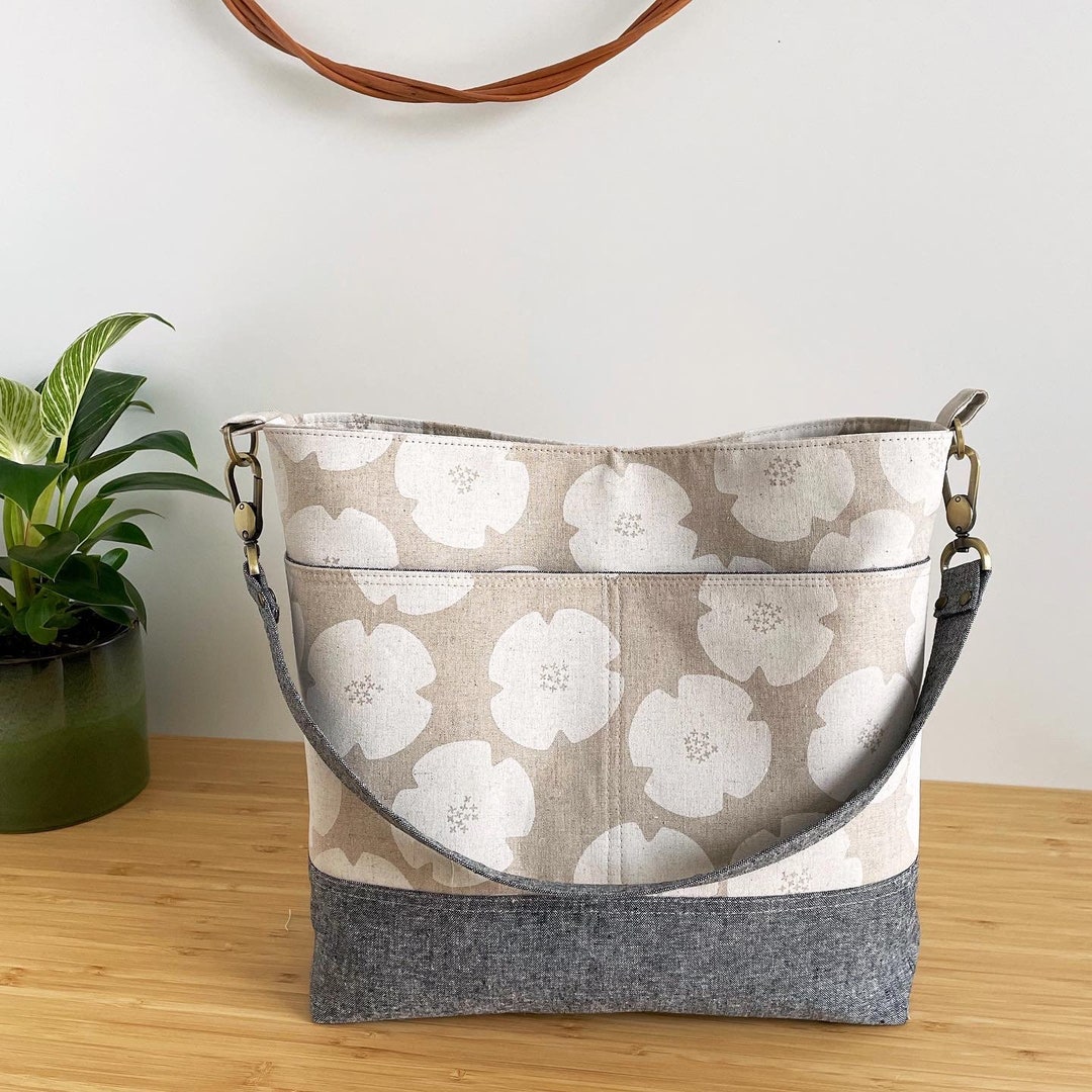 Emmaline Bags & Patterns: A Slouchy Hobo Shoulder Bag - link to free  tutorial