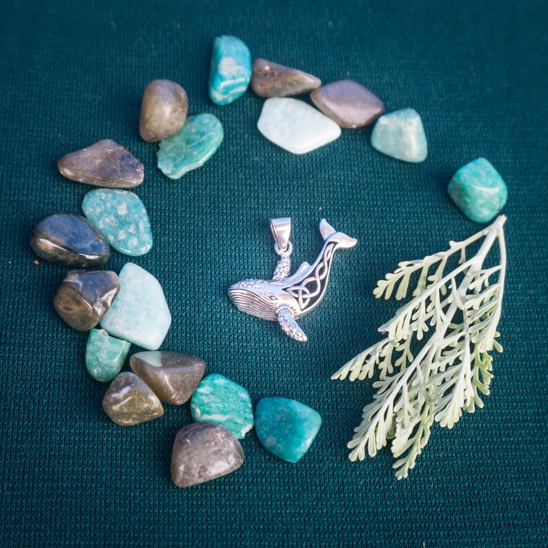 Silver Celtic Whale Pendant