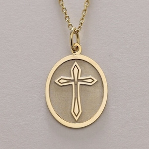 14k Gold Kreuz Halskette, Kreuz Pattee Gold Anhänger, Gold personalisierte Münze Kreuz Halskette, Schutz Halskette, Mama Geschenk, Geburtstagsgeschenk