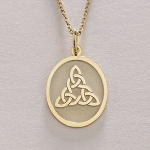 Collar triquetra de oro de 14k, colgante triquetra de oro macizo, collar de nudo irlandés personalizado, nudo celta de oro real, regalo de cumpleaños de oro