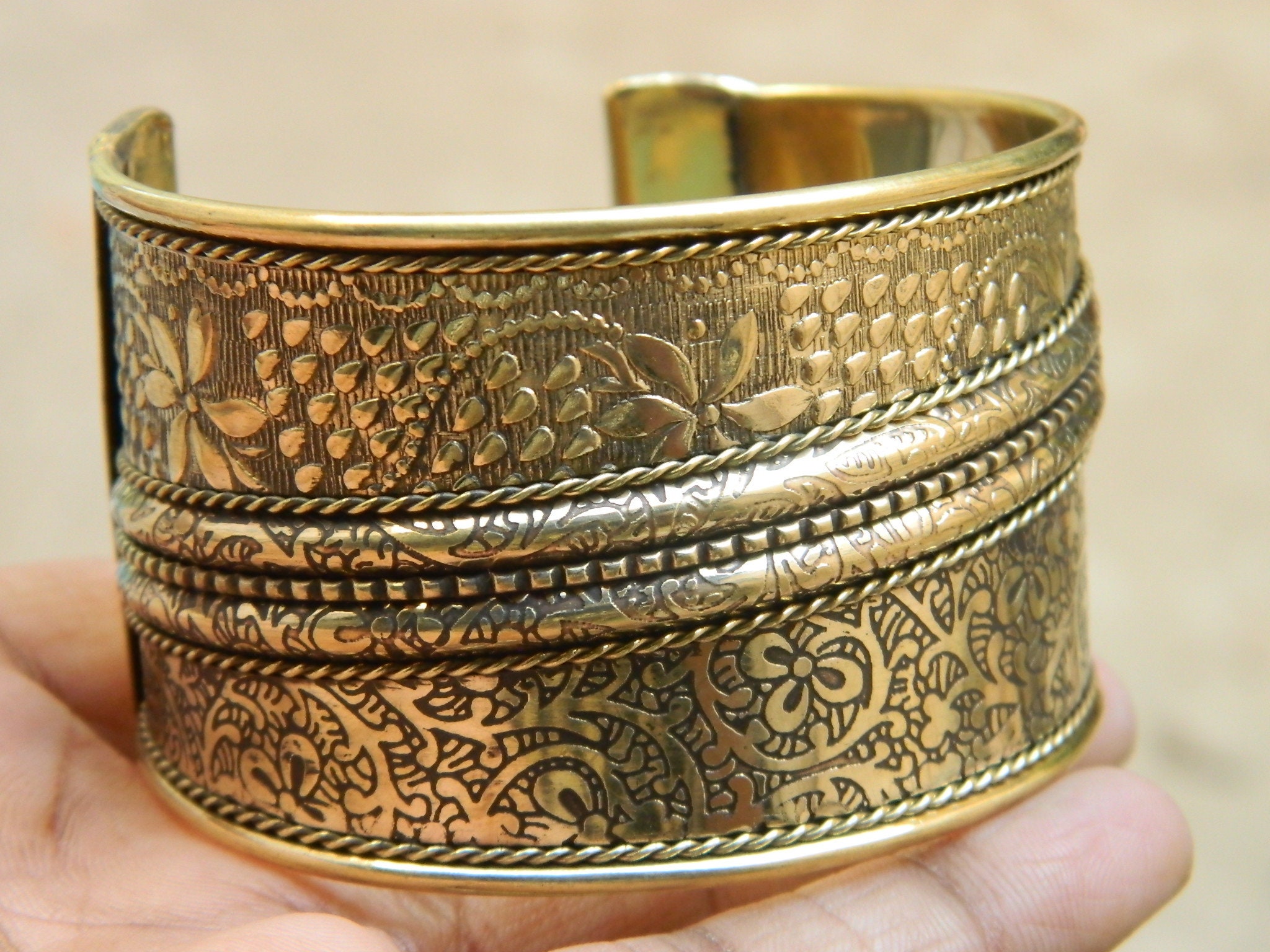 Vintage Look Brass Cuff Bracelet Gold Plated Bohemian Fashion