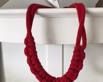 Red Half hitch rope necklace