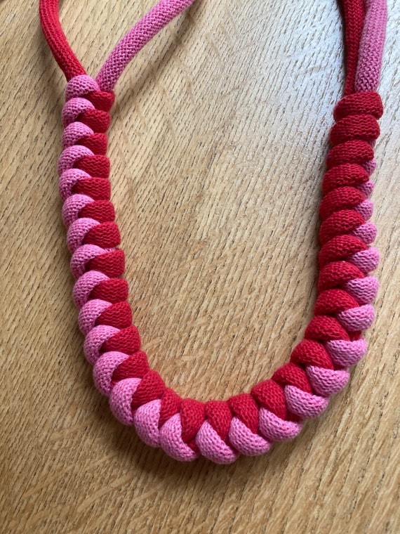 Dual colour knotted rope necklace in Red and Pink